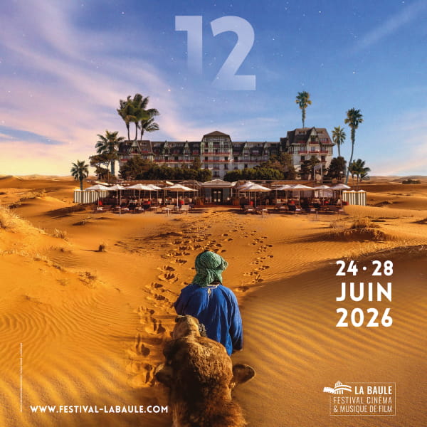 Le Festival de La Baule dévoile l’affiche de sa 12e édition (24–28 juin), un visuel inédit conçu en 2020. Entre mémoire et renouveau, elle incarne la résilience du festival.