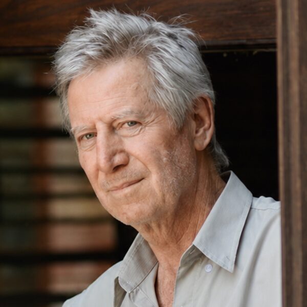 Régis Wargnier, réalisateur oscarisé d’Indochine et figure majeure du cinéma français, présidera le Jury de la 12ᵉ édition du Festival de La Baule, du 24 au 28 juin 2026. Placée sous le signe du Voyage, cette édition célébrera une œuvre humaniste, ouverte sur le monde et traversée par l’Histoire.